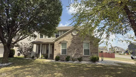 2593 Night Hawk Rd, Greenwood, IN 46143