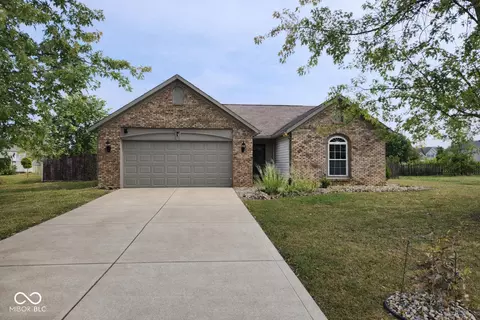 1189 Kinross Dr, Avon, IN 46123