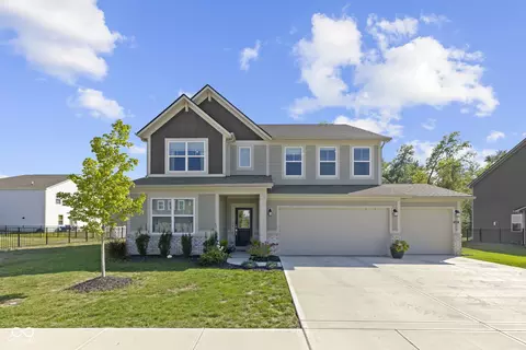 6695 Sugar Creek Ln, Whitestown, IN 46075