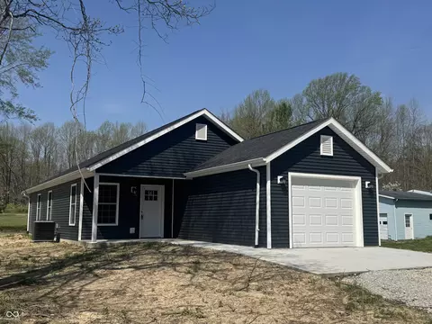 1446 NE Kutenai Trl, Greensburg, IN 47240