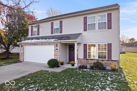 825 W Muskegan Dr, Greenfield, IN 46140