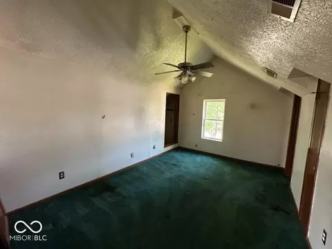 7246 W Fall Creek Dr, Pendleton, IN 46064 photo 9