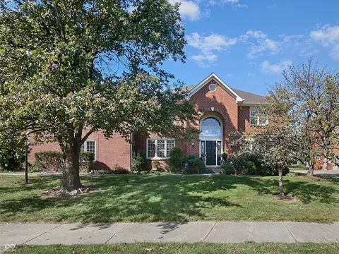 7228 River Birch Ln, Indianapolis, IN 46236