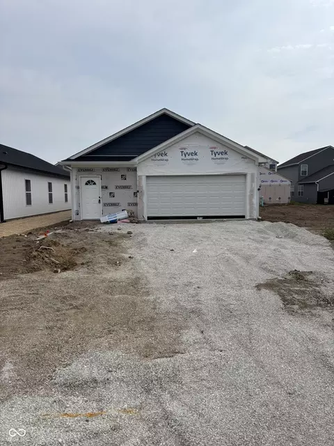 1081 Tomahawk Pl, Martinsville, IN 46151