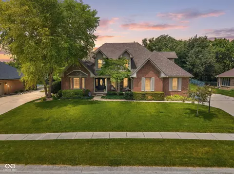 7824 Ashtree Dr, Indianapolis, IN 46259