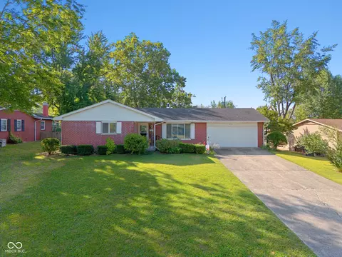 4211 31st St, Columbus, IN 47203
