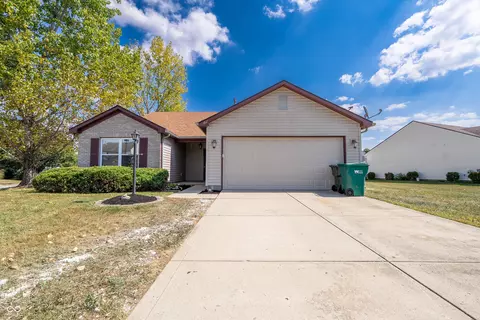 367 Brookstone Dr, Greenfield, IN 46140