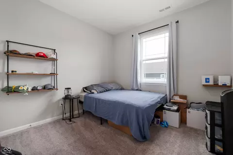 Bedroom - 357 Carrick Glen Blvd, Pendleton, IN 46064 photo 3 of 5