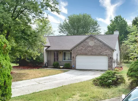 5704 Mccloud Ct S, Indianapolis, IN 46254