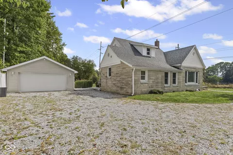 5452 E Hadley Rd, Mooresville, IN 46158