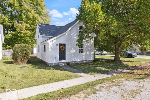 310 E Washington St, Roachdale, IN 46172