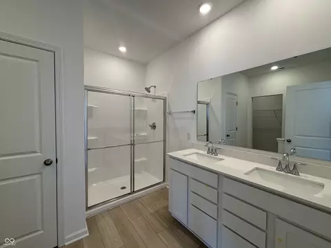 8138 Camellia Ln, Pendleton, IN 46064 photo 5