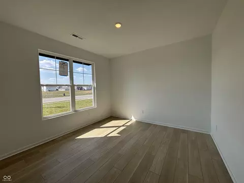 8138 Camellia Ln, Pendleton, IN 46064 photo 3