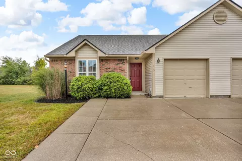 415 Woodberry Dr, Danville, IN 46122
