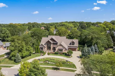 10704 Club Chase, Fishers, IN 46037