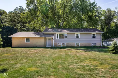 6705 Jeffry Ln, Lafayette, IN 47905