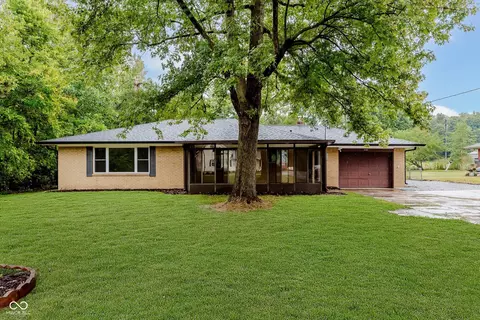 5149 W 8th Street Rd, Anderson, IN 46011