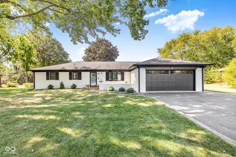 1858 Charles St, Avon, IN 46123