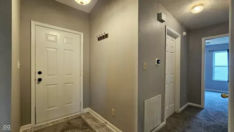 Entry Way - 6615 Captiva Pass, Plainfield, IN 46168 photo 1 of 1