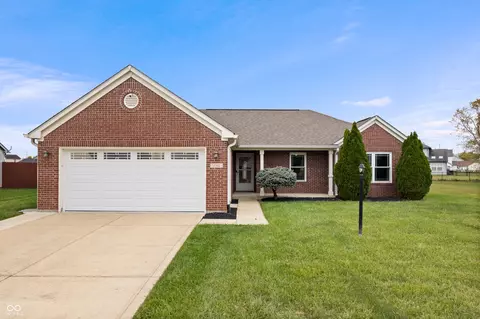 2362 Valley Creek East Ln, Indianapolis, IN 46229