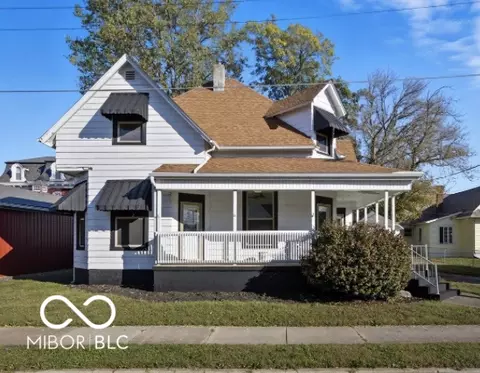 120 1st St, Shelbyville, IN 46176