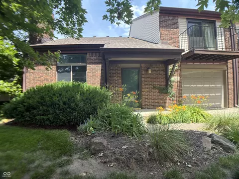 Exterior - 464 E St Clair St, Indianapolis, IN 46202 photo 3 of 4