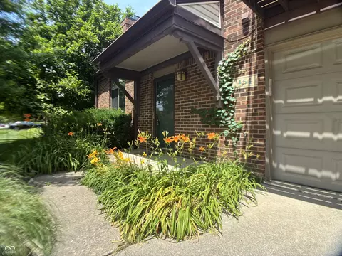 464 E St Clair St, Indianapolis, IN 46202