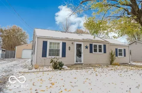 288 N Hillsboro Rd, New Castle, IN 47362