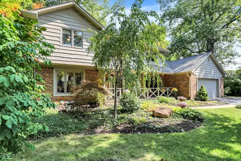 9831 Carefree Dr, Indianapolis, IN 46256
