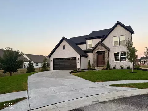 15314 Clearstream Dr, Fishers, IN 46037