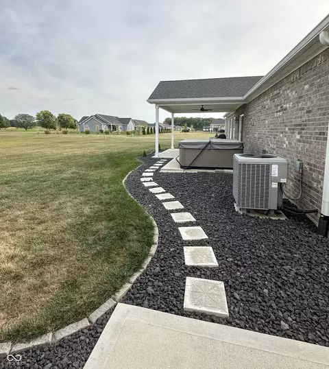 Exterior - 112 Eagle Dr, Covington, IN 47932 photo 9 of 9