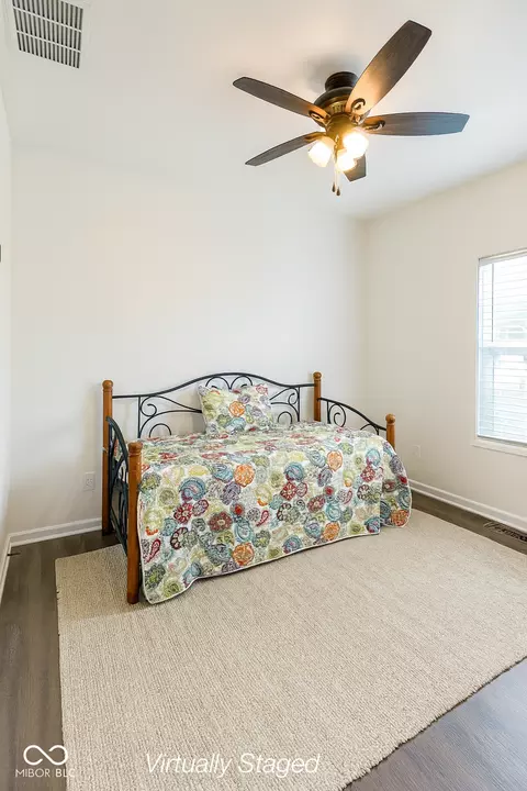 Bedroom - 112 Eagle Dr, Covington, IN 47932 photo 3 of 3