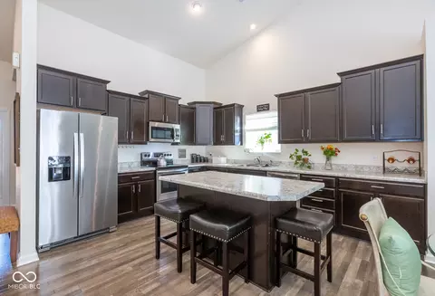 Kitchen - 6607 Laurelwood Dr, Pendleton, IN 46064 photo 1 of 2