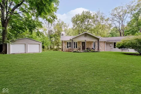 9131 E 256th St, Arcadia, IN 46030