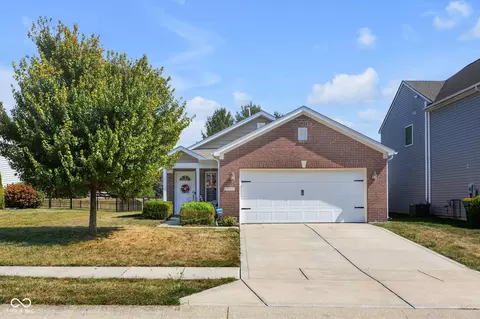 3711 White Cliff Way, Whitestown, IN 46075