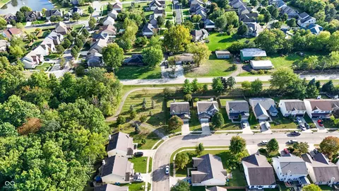 View/Area - 10953 Roundtree Rd, Fishers, IN 46037 photo 8 of 10
