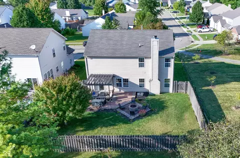 View/Area - 10953 Roundtree Rd, Fishers, IN 46037 photo 5 of 10