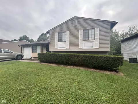 2729 Grassy Creek Dr, Indianapolis, IN 46229