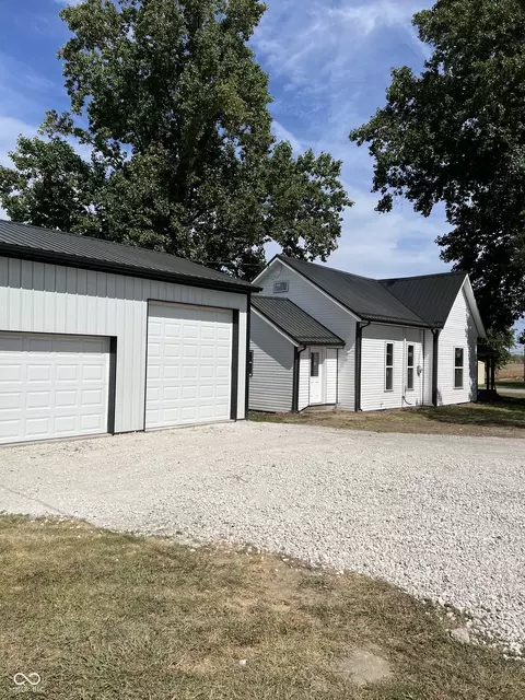 174 N Main St, Marshall, IN 47859
