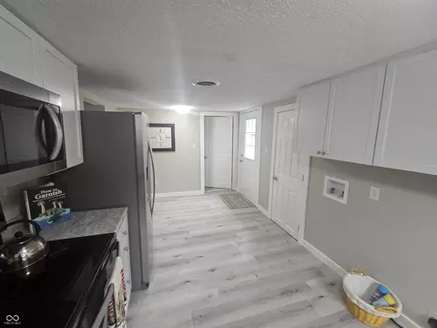 208 E Midway St, Colfax, IN 46035 photo 14