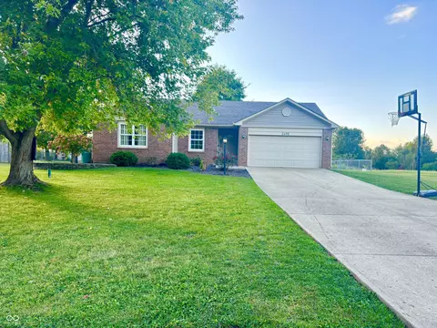 2498 S Brandywine Trl, Greenfield, IN 46140