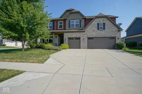 15736 Lawton Square Dr, Noblesville, IN 46062