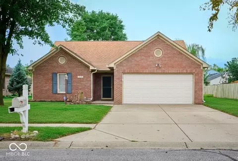 7732 Silver Fox Dr, Indianapolis, IN 46217
