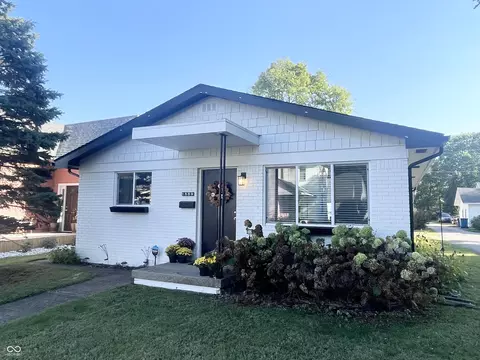 1559 Clinton St, Noblesville, IN 46060