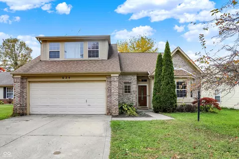 624 Washington Cove Way, Indianapolis, IN 46229