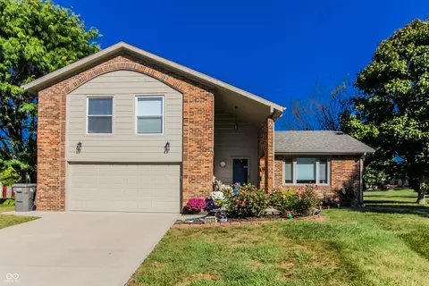 5202 Copper Ln, Indianapolis, IN 46237
