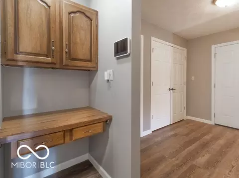 Entry Way - 265 Raintree Dr, Danville, IN 46122 photo 2 of 3