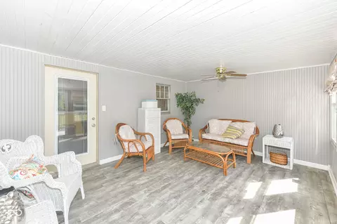 127 W Central Way, Pendleton, IN 46064 photo 5