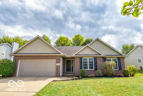 4592 E Donington Dr, Bloomington, IN 47401