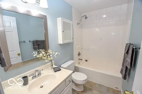 Bath - 4592 E Donington Dr, Bloomington, IN 47401 photo 3 of 3